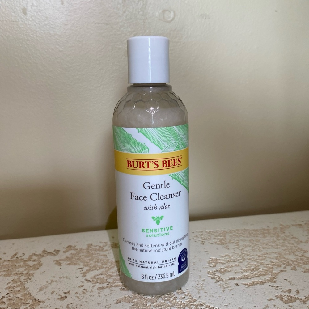Burt'S Bees Gentle Facial Cleanser For Sensitive Skin With Aloe Vera 8 Oz